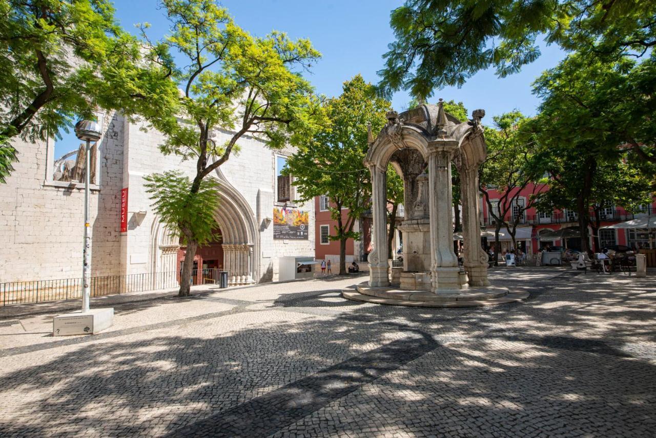 Serene Hideaway In Chiado Lisbon Exterior photo