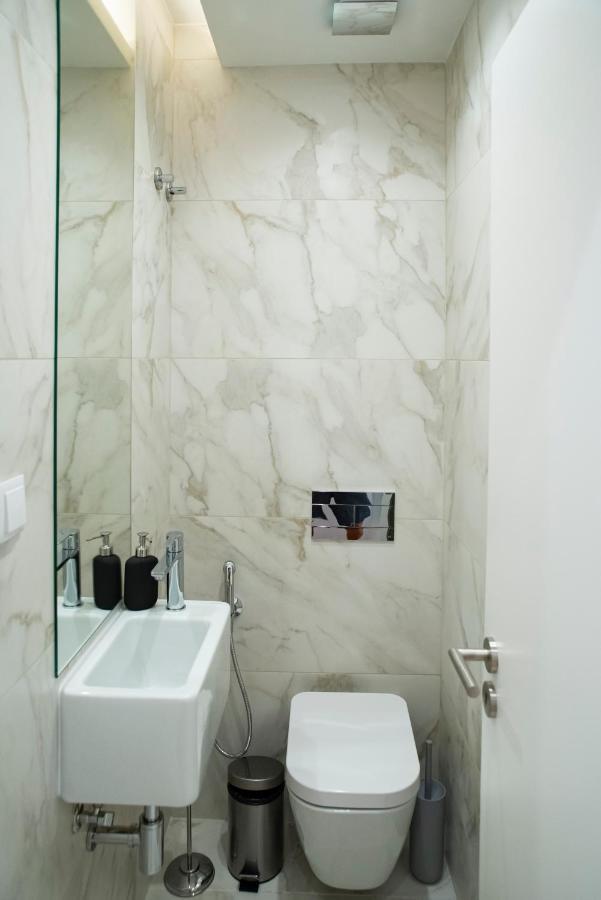 Serene Hideaway In Chiado Lisbon Exterior photo